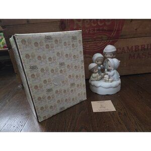 Vtg Precious Moments 109746 Peace On Earth 1988 Multi-Figure Musical Wind Up